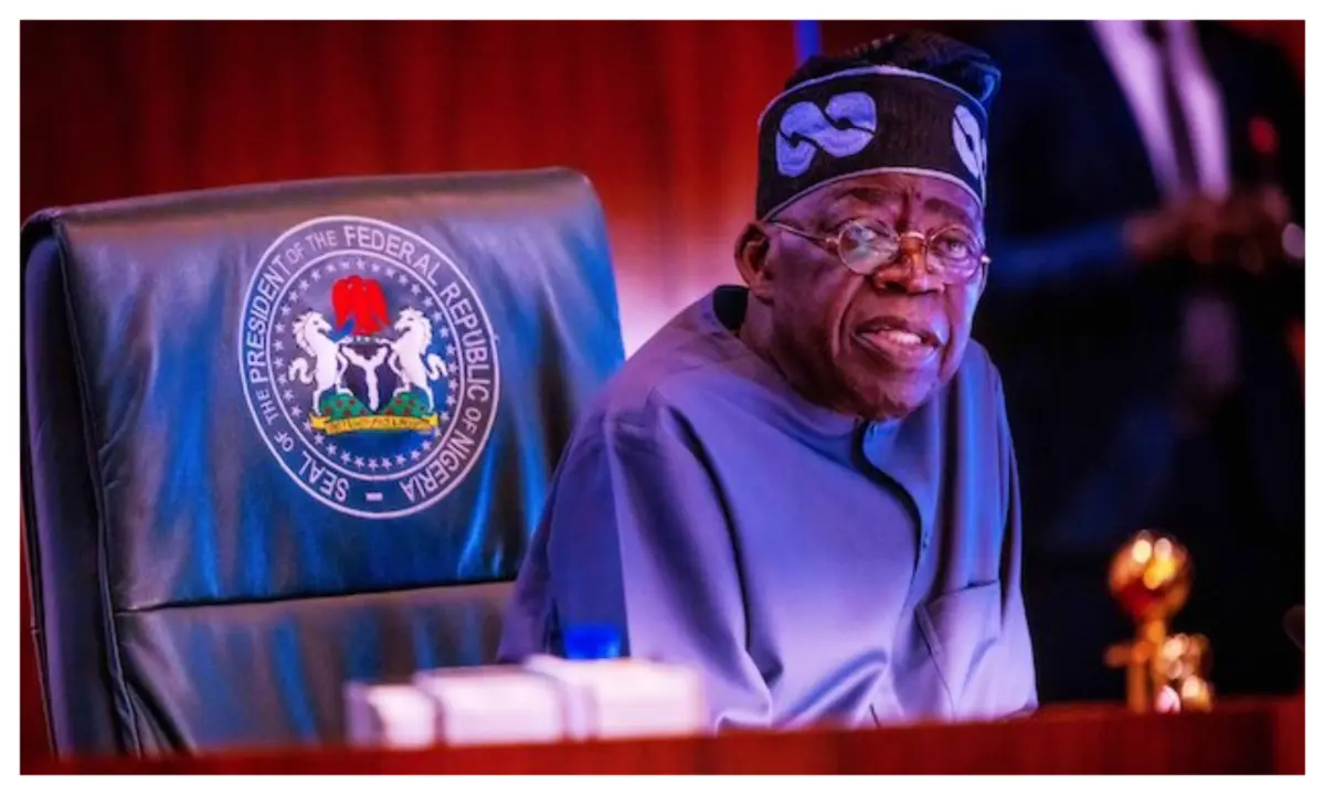 Tinubu gifts Toyota Land Cruiser to Chief Imam of Ibadanland
