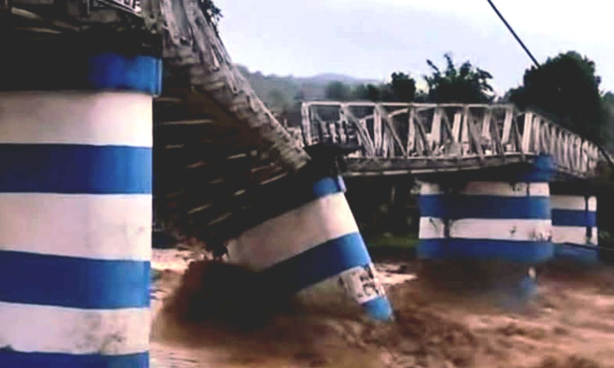 Red alert in North Bengal as deadly landslides kill 13, destroy bridge, homes, roads amid relentless rain