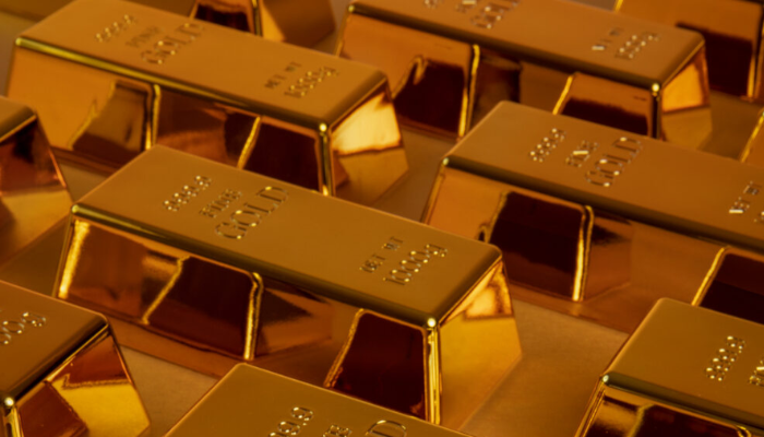 Gold crosses $4,000 for first time, building on historic rally