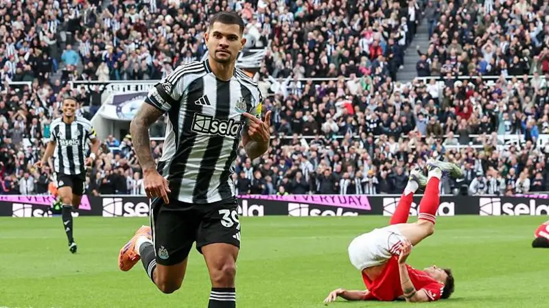 Newcastle United pile pressure on Postecoglou with crucial win over Forest